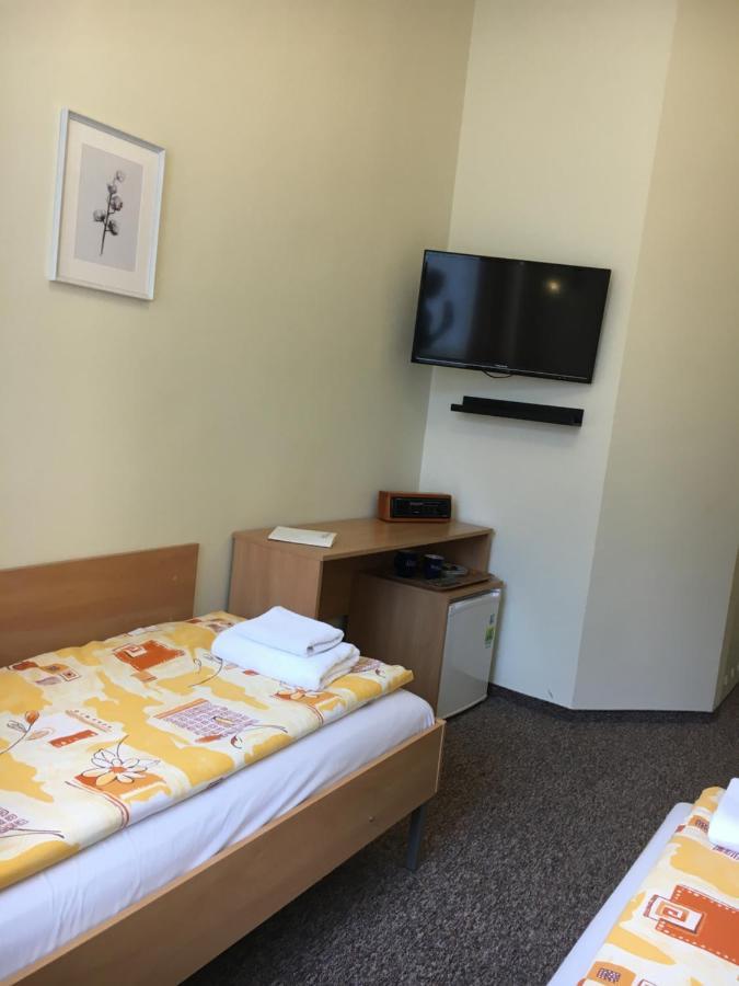 Piast Hotele Studenckie Cracovia Esterno foto